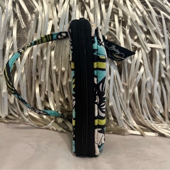 VERA BRADLEY Island Blooms Carry It All Wristlet Blue Green Lippies Case - Picture 4 of 11